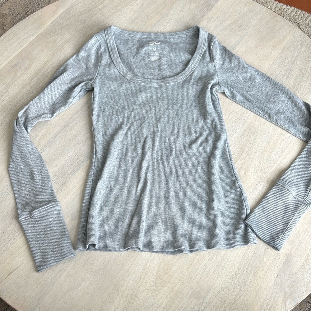 SO XS long sleeve boat neck shirt- light gray - very softy soft and comfortable